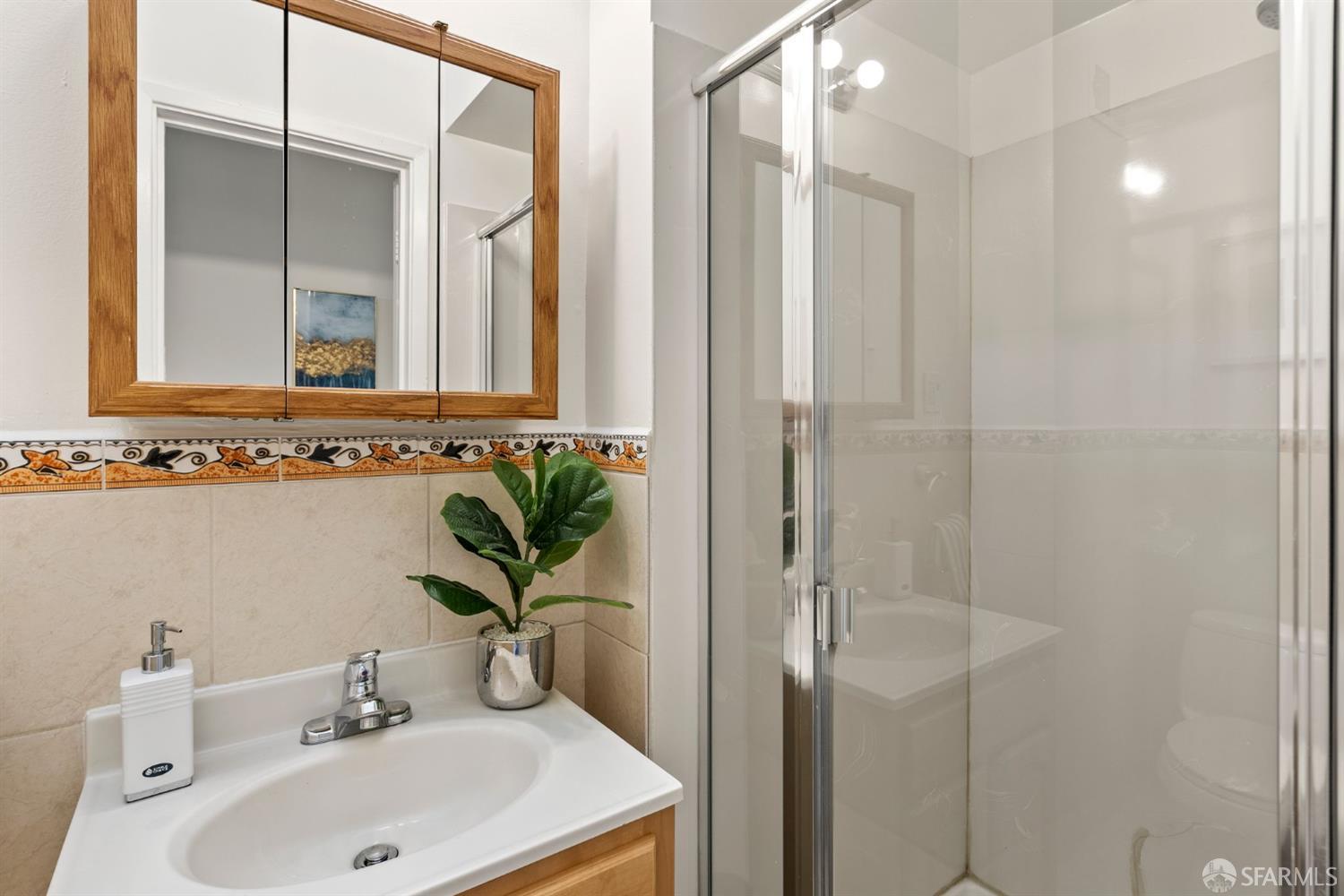 Detail Gallery Image 16 of 24 For 1015 Sunnyside Dr, South San Francisco,  CA 94080 - 3 Beds | 2 Baths