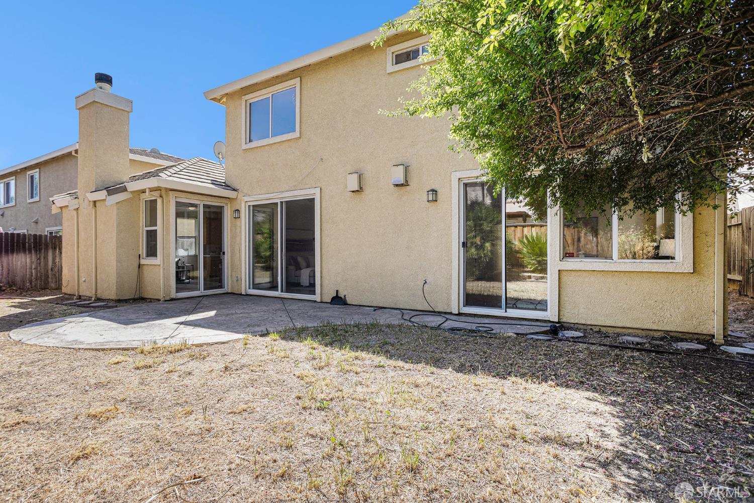 Detail Gallery Image 35 of 44 For 1845 Kern Mountain Way, Antioch,  CA 94531 - 5 Beds | 2/1 Baths