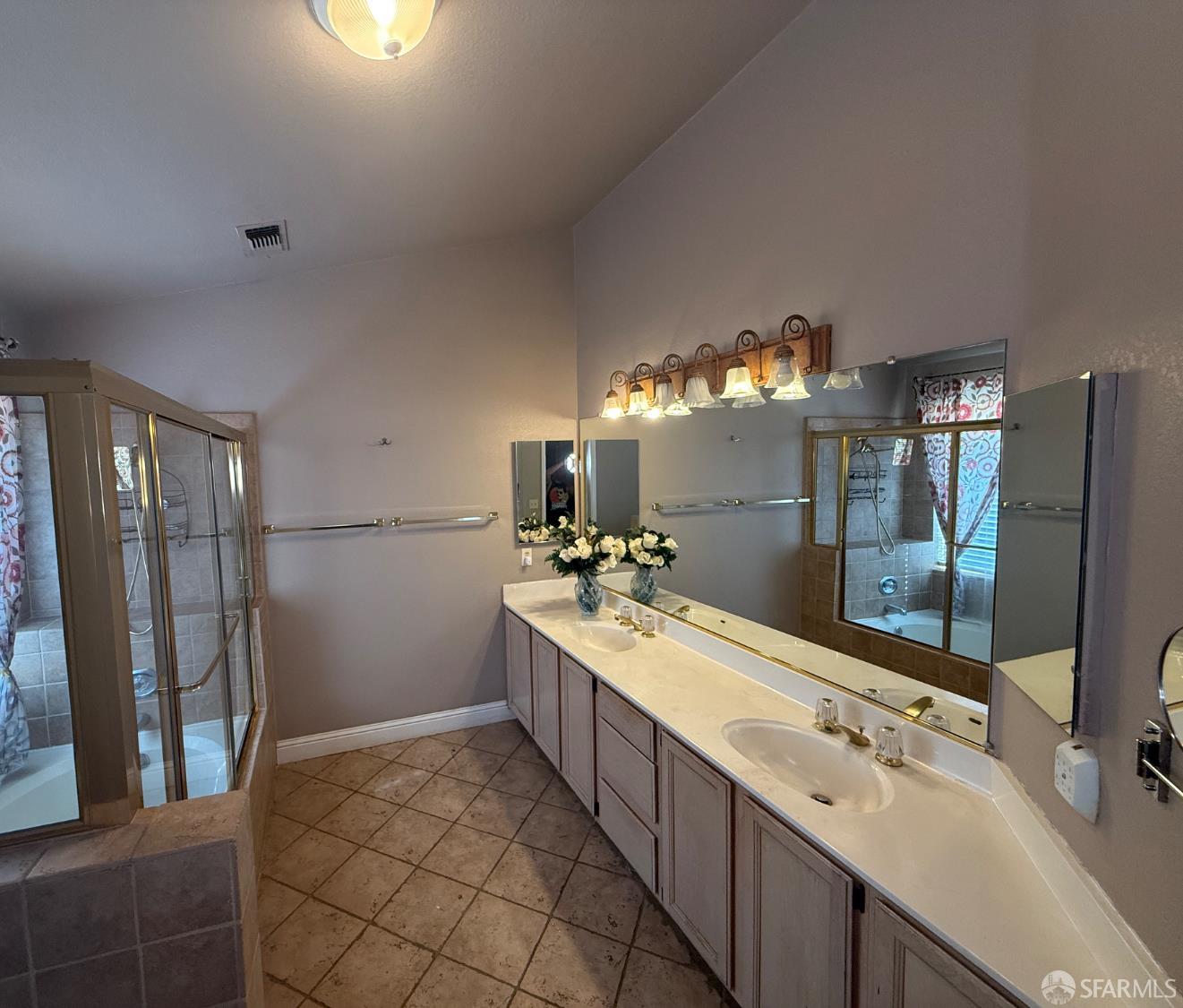 Detail Gallery Image 15 of 16 For 4400 Elk Dr, Antioch,  CA 94531 - 3 Beds | 2/1 Baths
