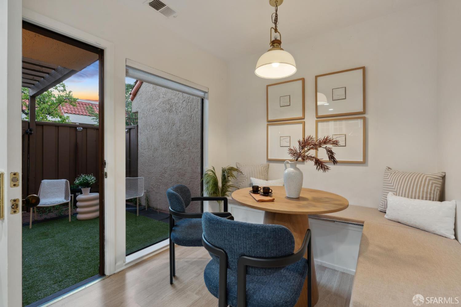 Detail Gallery Image 13 of 36 For 539 Pimlico Ct, Walnut Creek,  CA 94597 - 2 Beds | 2/1 Baths