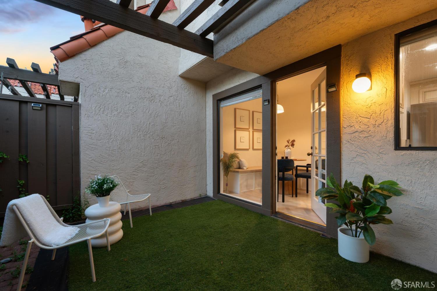 Detail Gallery Image 18 of 36 For 539 Pimlico Ct, Walnut Creek,  CA 94597 - 2 Beds | 2/1 Baths