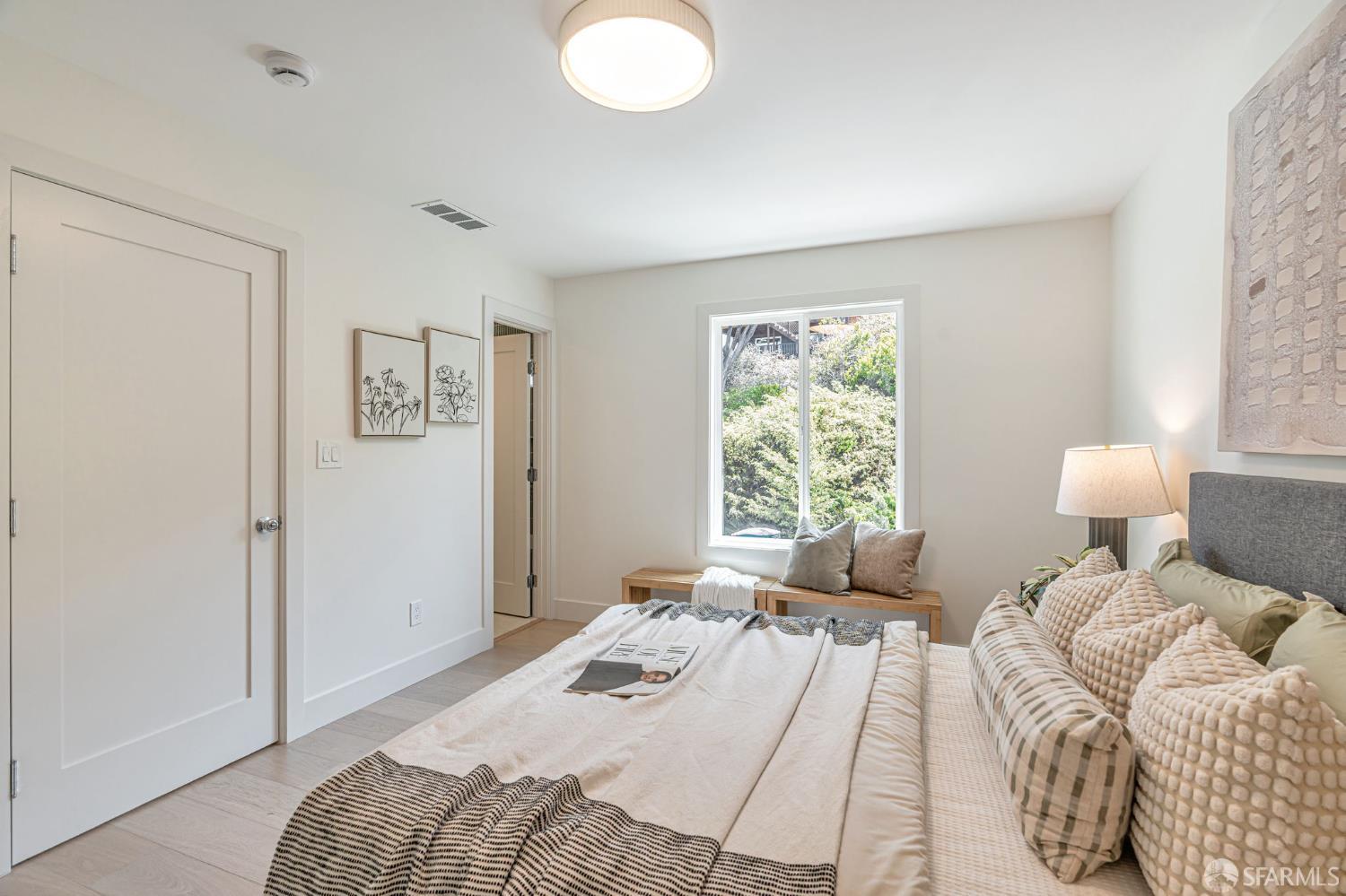 Detail Gallery Image 12 of 46 For 115 Gladeview Way, San Francisco,  CA 94131 - 4 Beds | 3 Baths