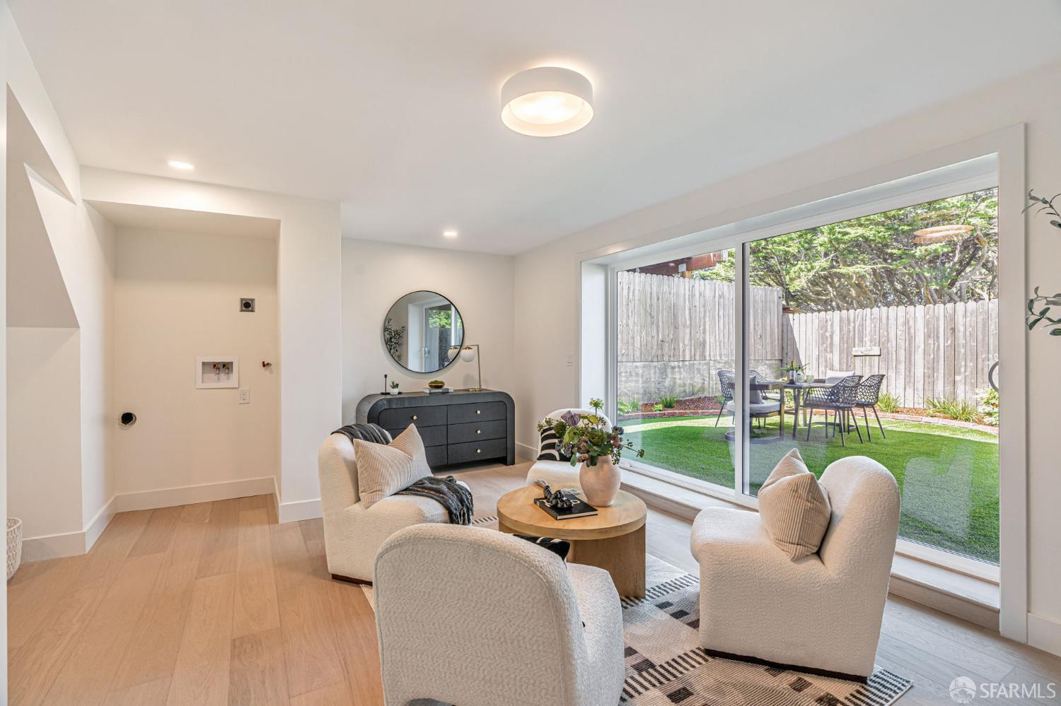 Detail Gallery Image 34 of 46 For 115 Gladeview Way, San Francisco,  CA 94131 - 4 Beds | 3 Baths