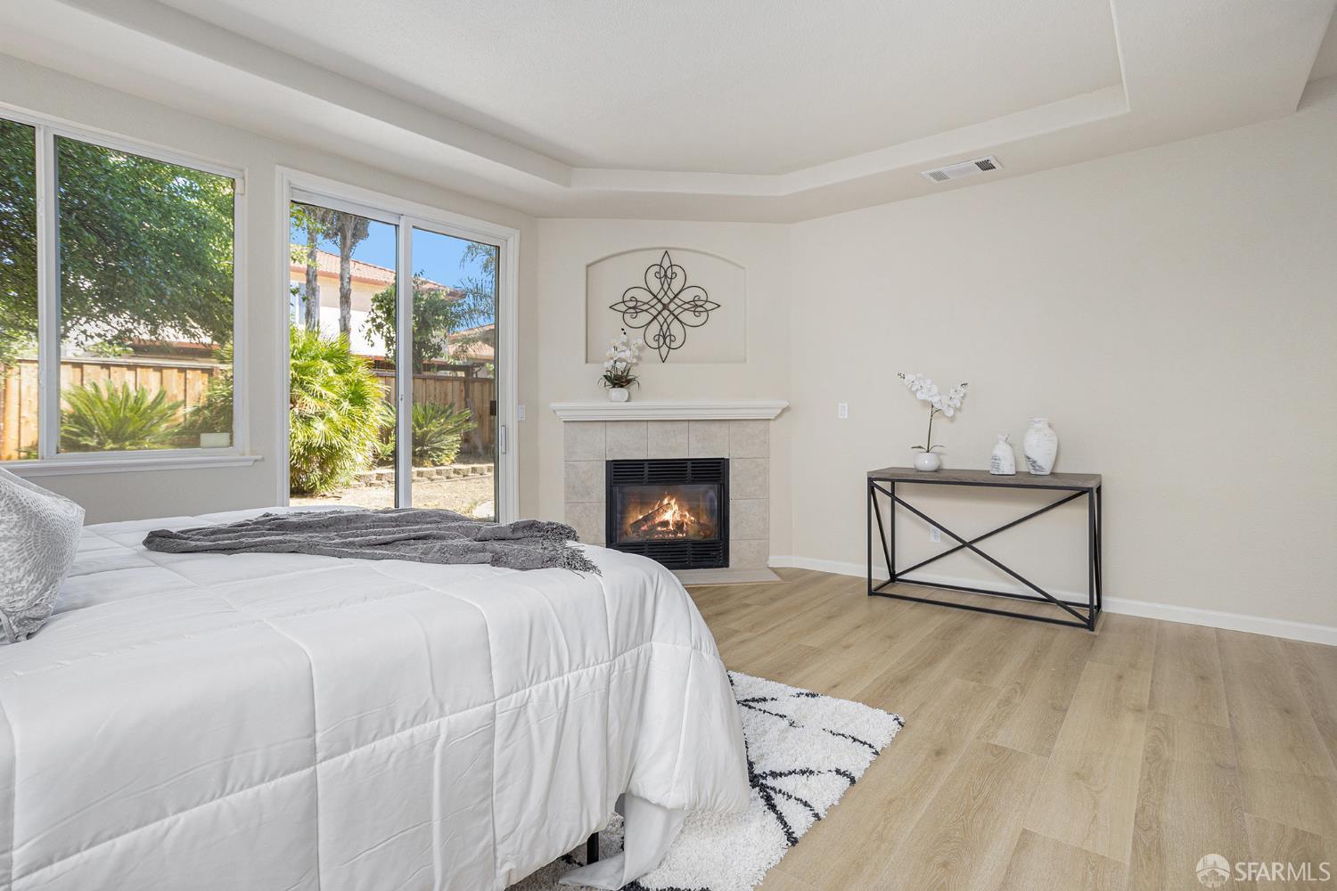 Detail Gallery Image 21 of 44 For 1845 Kern Mountain Way, Antioch,  CA 94531 - 5 Beds | 2/1 Baths