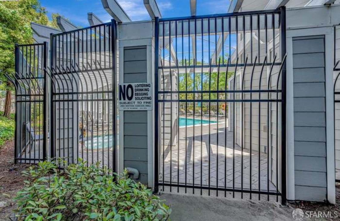 Detail Gallery Image 61 of 64 For 3370 Longview Ct, San Pablo,  CA 94806 - 3 Beds | 2/1 Baths