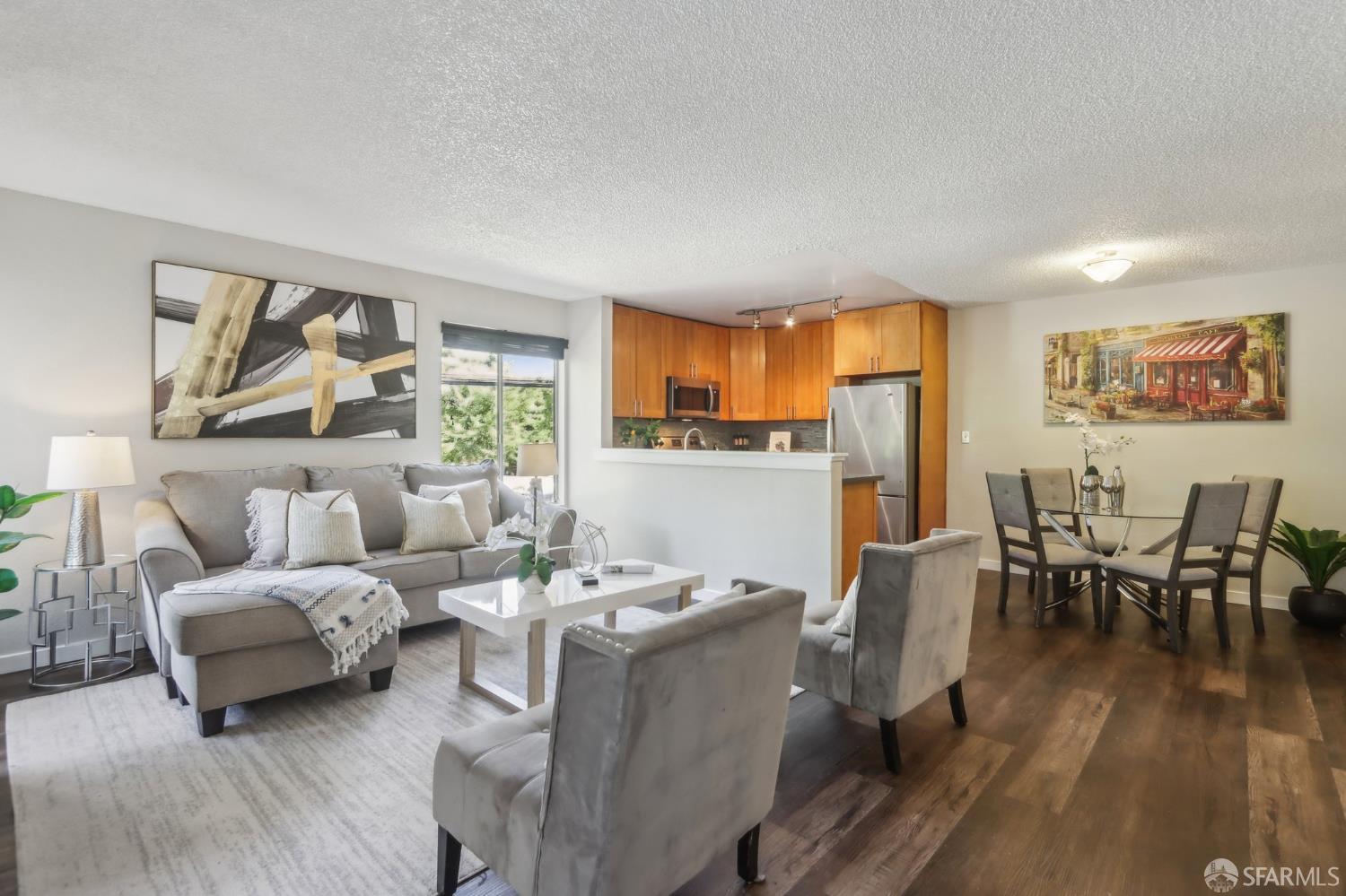 Detail Gallery Image 6 of 35 For 1140 Whipple Ave #21,  Redwood City,  CA 94062 - 2 Beds | 1 Baths