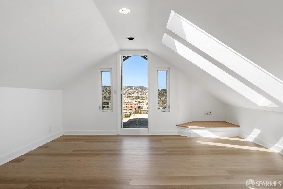 Detail Gallery Image 22 of 30 For 594 Vermont St, San Francisco,  CA 94107 - 3 Beds | 2/1 Baths
