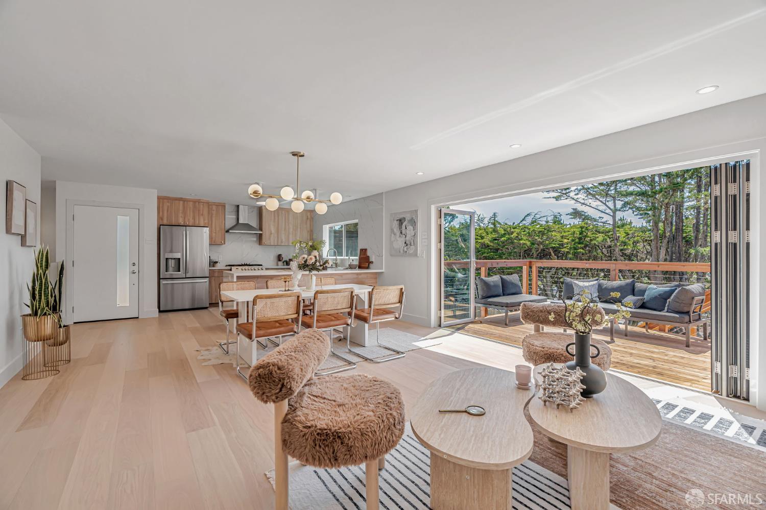 Detail Gallery Image 1 of 46 For 115 Gladeview Way, San Francisco,  CA 94131 - 4 Beds | 3 Baths