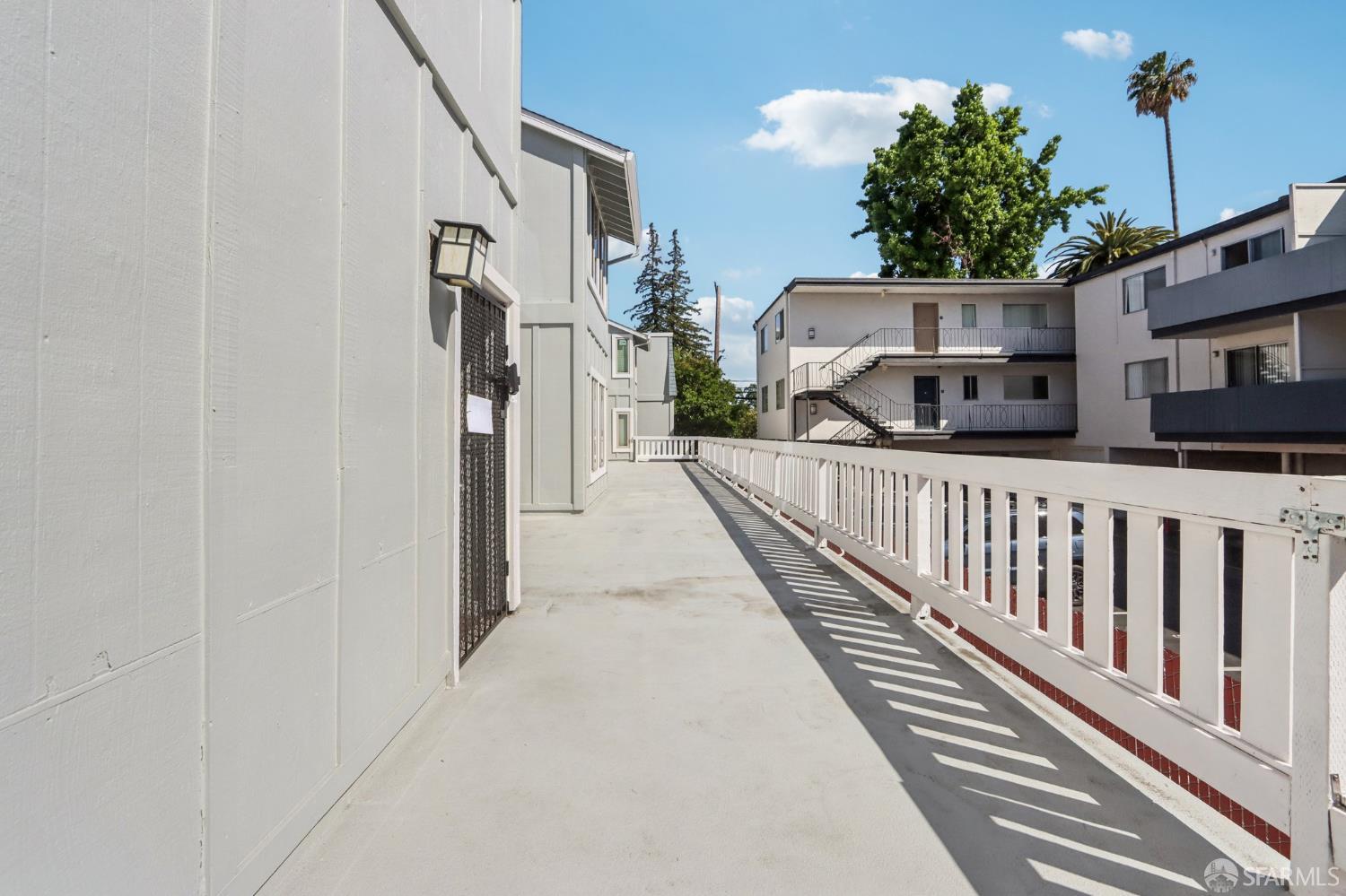 Detail Gallery Image 30 of 35 For 1140 Whipple Ave #21,  Redwood City,  CA 94062 - 2 Beds | 1 Baths