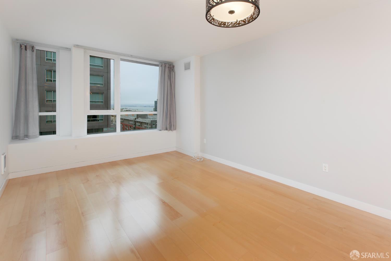 Detail Gallery Image 5 of 29 For 300 Berry St #1202,  San Francisco,  CA 94158 - 1 Beds | 1 Baths