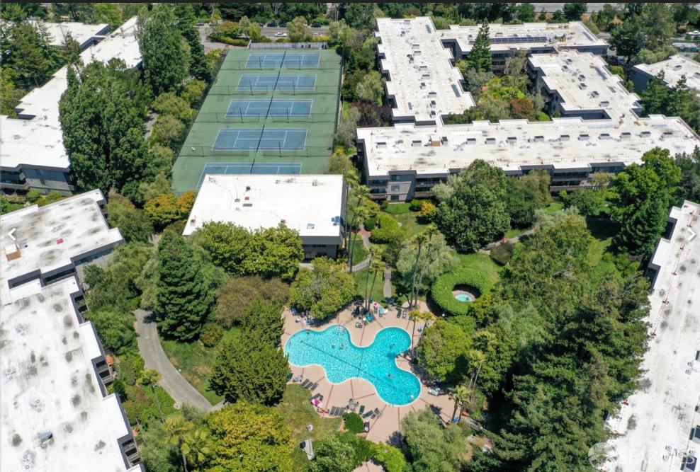 Detail Gallery Image 76 of 93 For 6148 Shelter Creek Ln, San Bruno,  CA 94066 - 1 Beds | 1 Baths