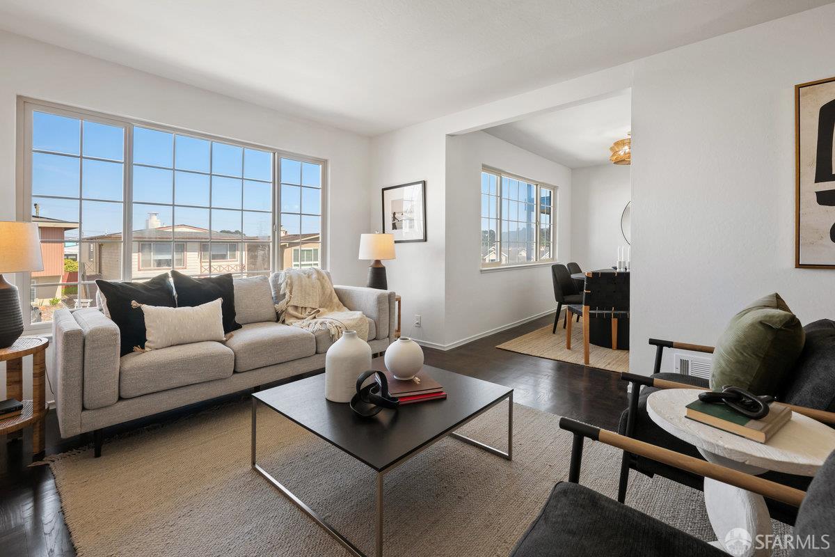 Detail Gallery Image 11 of 59 For 256 Verano Dr, Daly City,  CA 94015 - 3 Beds | 2 Baths