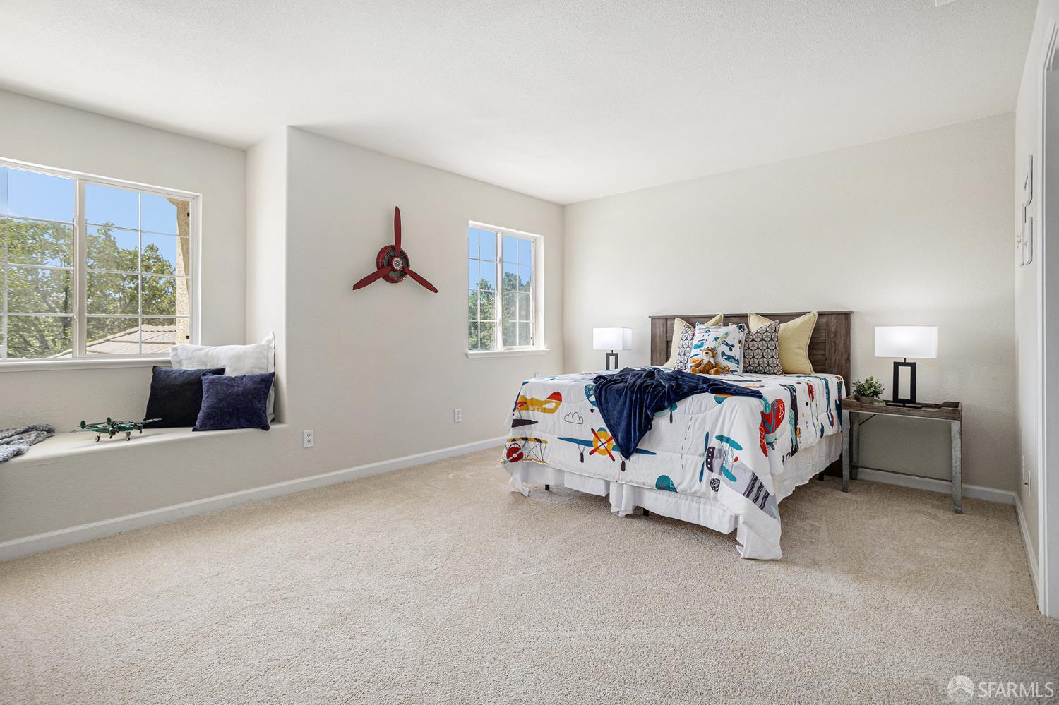 Detail Gallery Image 28 of 44 For 1845 Kern Mountain Way, Antioch,  CA 94531 - 5 Beds | 2/1 Baths