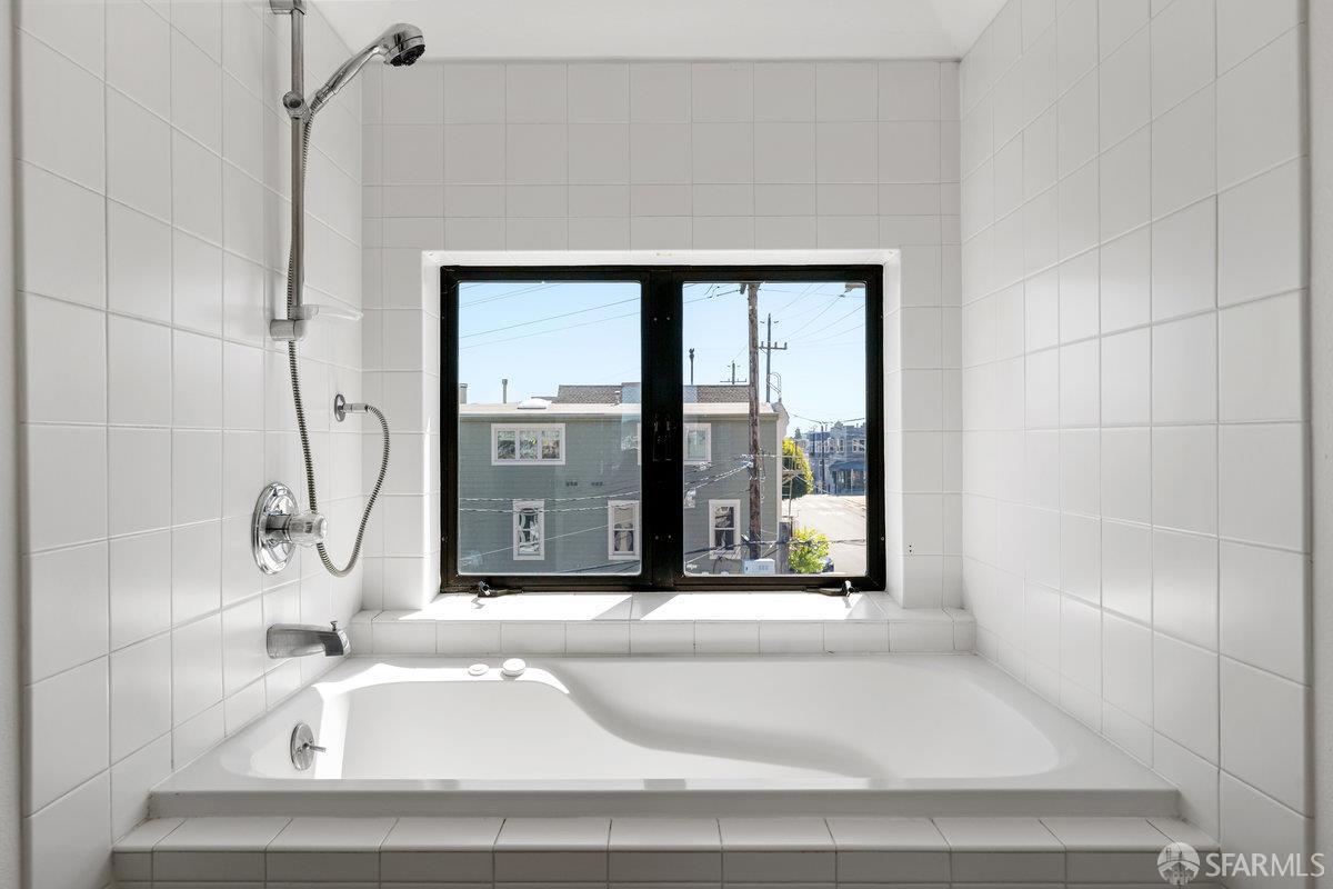 Detail Gallery Image 19 of 30 For 594 Vermont St, San Francisco,  CA 94107 - 3 Beds | 2/1 Baths