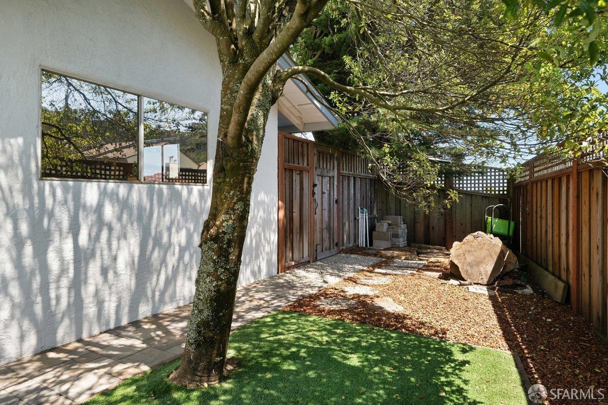 Detail Gallery Image 55 of 76 For 2691 Sean Ct, South San Francisco,  CA 94080 - 4 Beds | 2/1 Baths