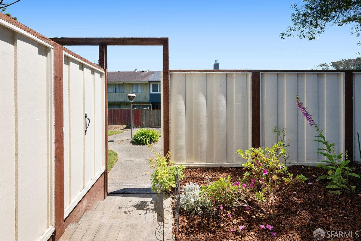 Detail Gallery Image 62 of 76 For 2691 Sean Ct, South San Francisco,  CA 94080 - 4 Beds | 2/1 Baths