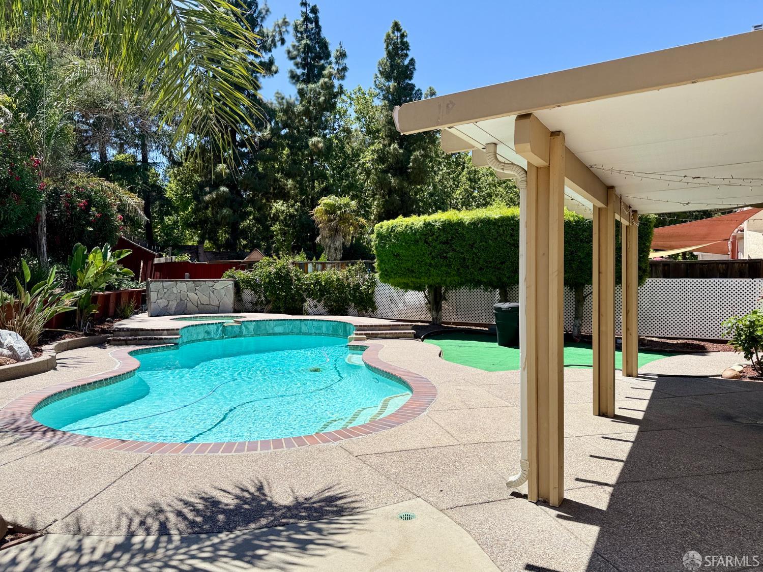 Detail Gallery Image 16 of 16 For 4400 Elk Dr, Antioch,  CA 94531 - 3 Beds | 2/1 Baths