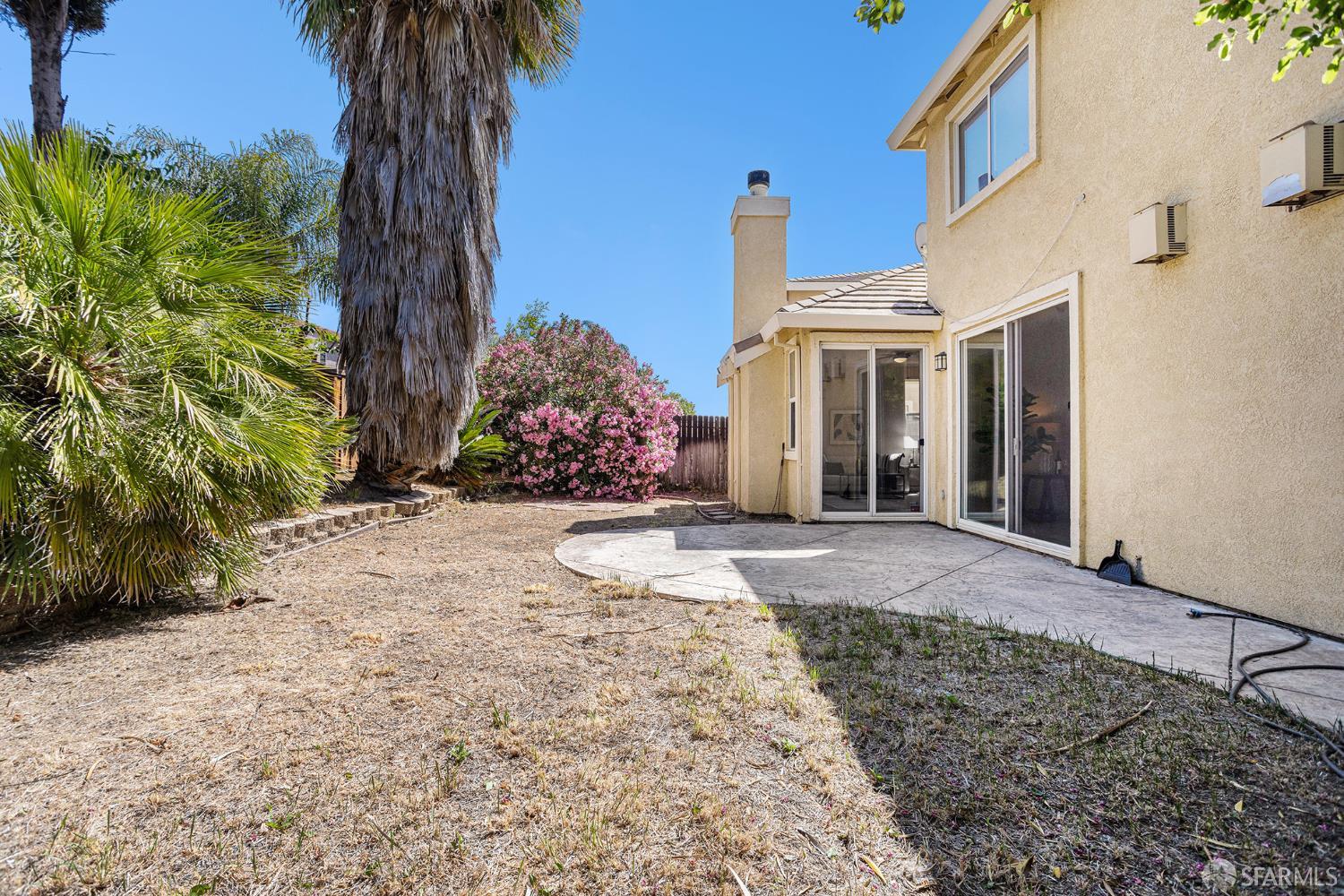 Detail Gallery Image 36 of 44 For 1845 Kern Mountain Way, Antioch,  CA 94531 - 5 Beds | 2/1 Baths