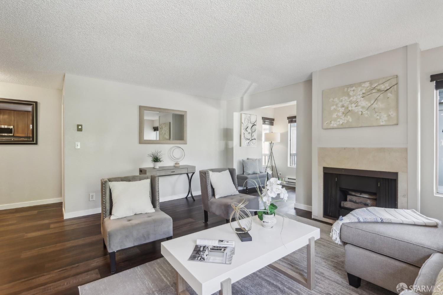 Detail Gallery Image 8 of 35 For 1140 Whipple Ave #21,  Redwood City,  CA 94062 - 2 Beds | 1 Baths