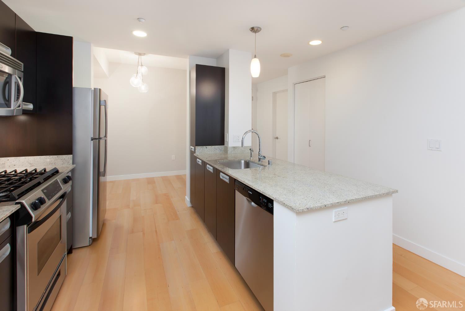Detail Gallery Image 7 of 29 For 300 Berry St #1202,  San Francisco,  CA 94158 - 1 Beds | 1 Baths