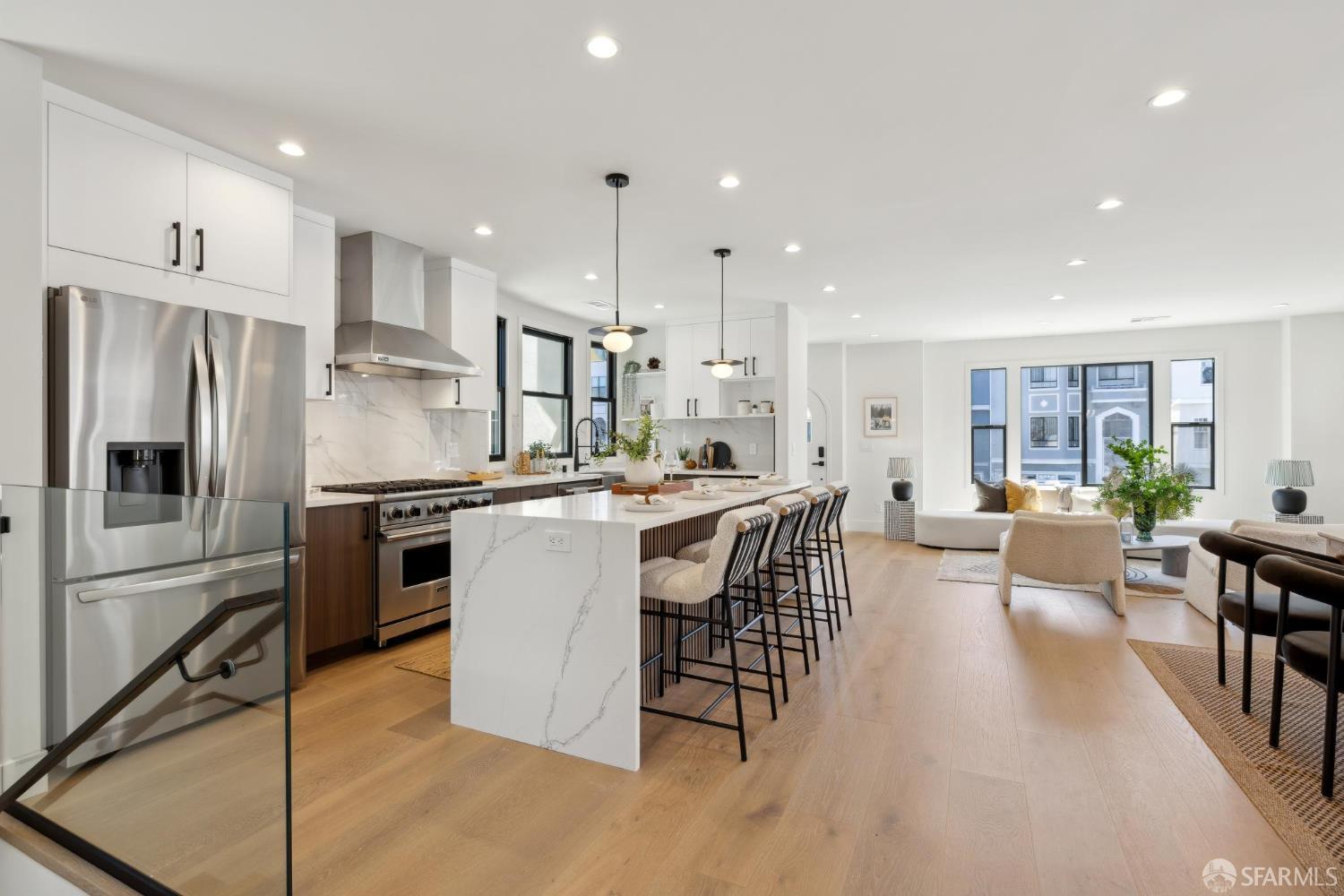 Detail Gallery Image 4 of 77 For 867 33rd Ave, San Francisco,  CA 94121 - 5 Beds | 4 Baths