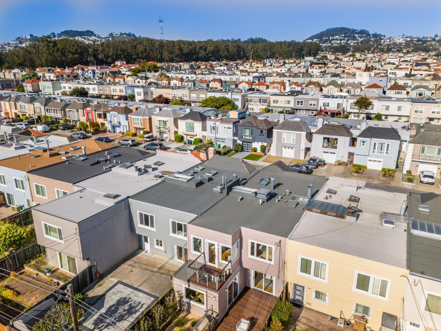 Detail Gallery Image 67 of 76 For 79 Meadowbrook Dr, San Francisco,  CA 94132 - 3 Beds | 2 Baths