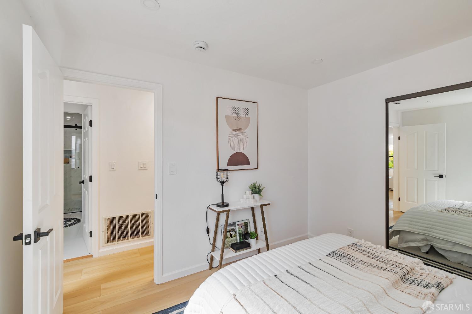 Detail Gallery Image 24 of 81 For 383 Abbot Ave, Daly City,  CA 94014 - 3 Beds | 3 Baths