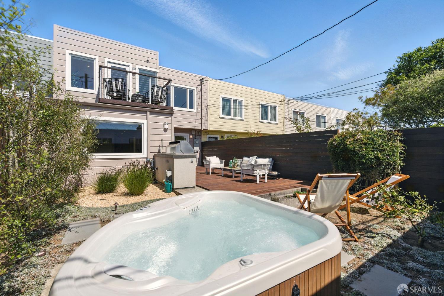 Detail Gallery Image 58 of 76 For 79 Meadowbrook Dr, San Francisco,  CA 94132 - 3 Beds | 2 Baths