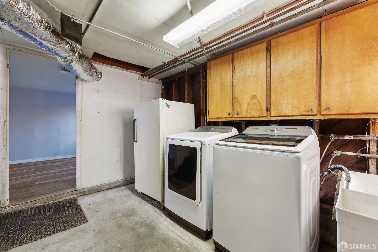 Detail Gallery Image 12 of 20 For 556 Cherry Ave, San Bruno,  CA 94066 - 2 Beds | 1 Baths