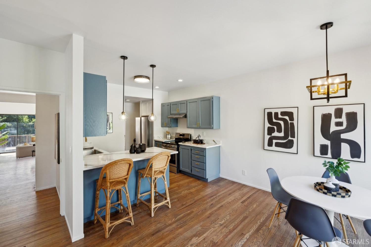 Detail Gallery Image 26 of 77 For 112 S Lake Merced Hls, San Francisco,  CA 94132 - 3 Beds | 2/1 Baths