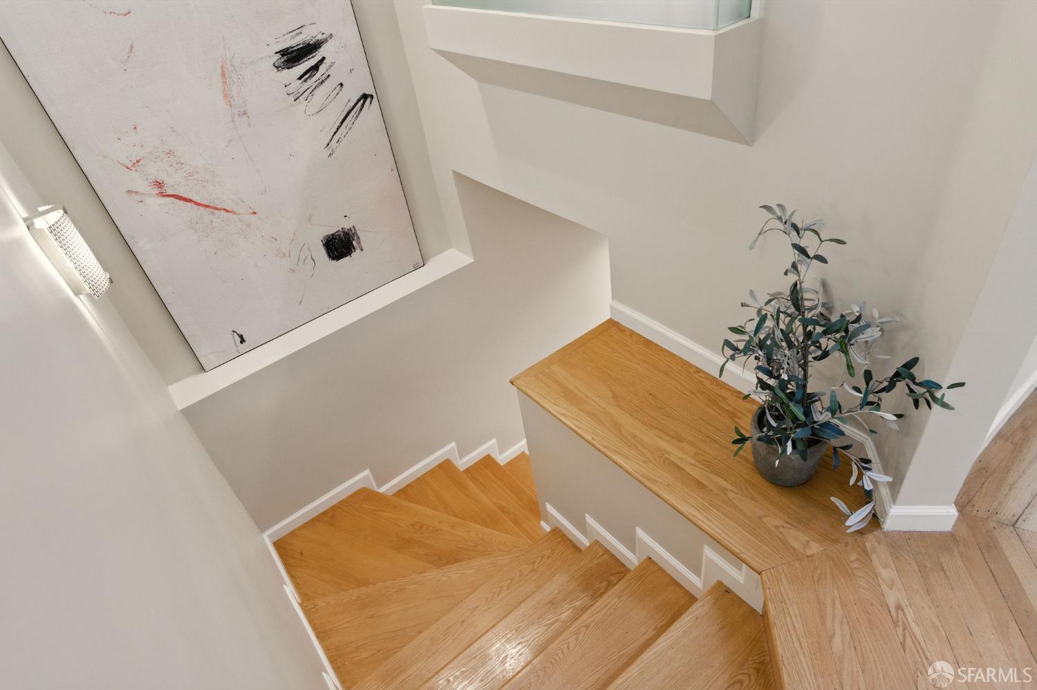 Detail Gallery Image 8 of 76 For 79 Meadowbrook Dr, San Francisco,  CA 94132 - 3 Beds | 2 Baths