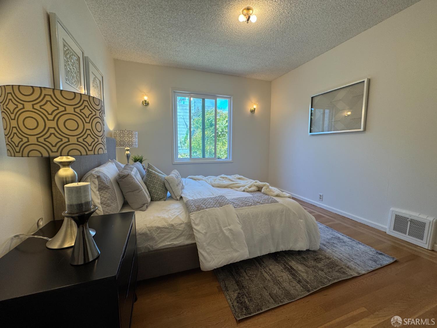 Detail Gallery Image 18 of 45 For 400 Holyoke St, San Francisco,  CA 94127 - 3 Beds | 2 Baths