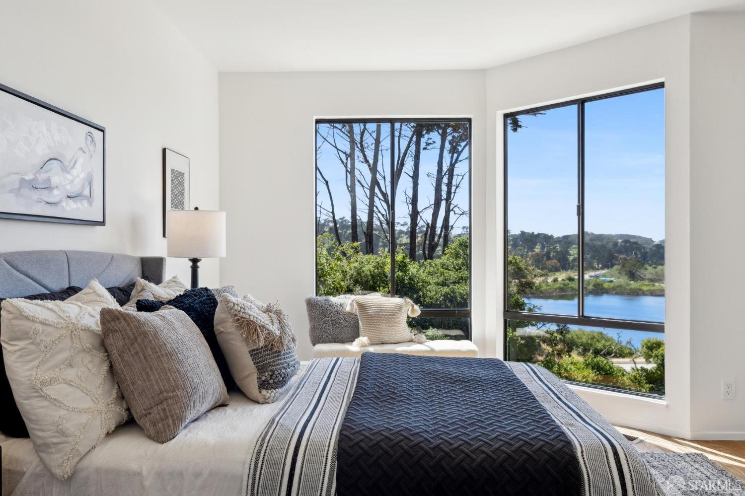 Detail Gallery Image 46 of 77 For 112 S Lake Merced Hls, San Francisco,  CA 94132 - 3 Beds | 2/1 Baths
