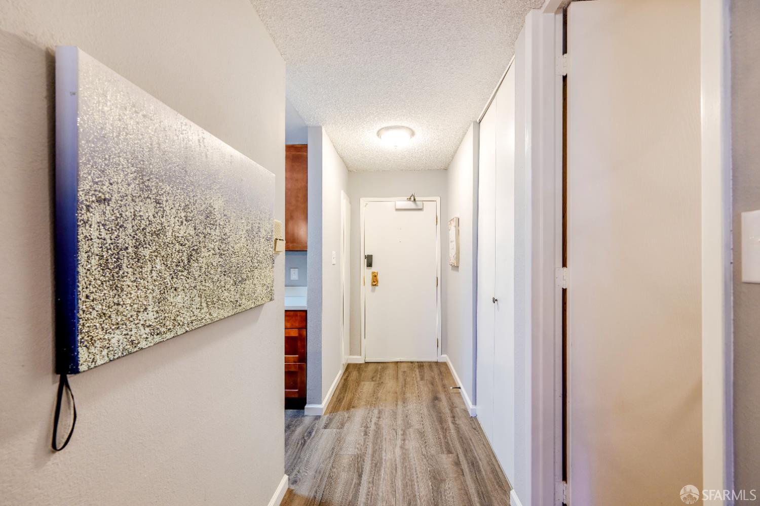Detail Gallery Image 13 of 93 For 6148 Shelter Creek Ln, San Bruno,  CA 94066 - 1 Beds | 1 Baths