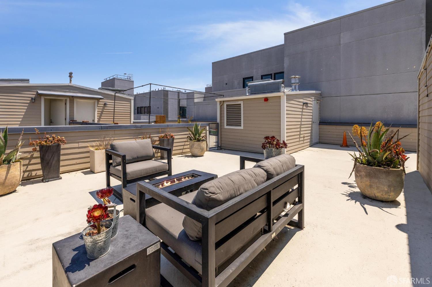 Detail Gallery Image 33 of 55 For 2011 3rd St #6,  San Francisco,  CA 94107 - 2 Beds | 2 Baths