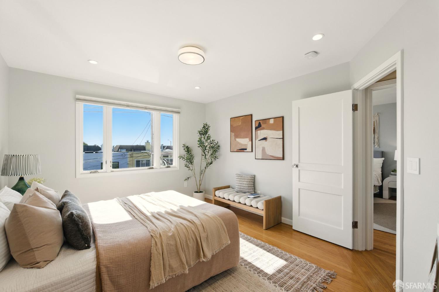 Detail Gallery Image 37 of 76 For 79 Meadowbrook Dr, San Francisco,  CA 94132 - 3 Beds | 2 Baths