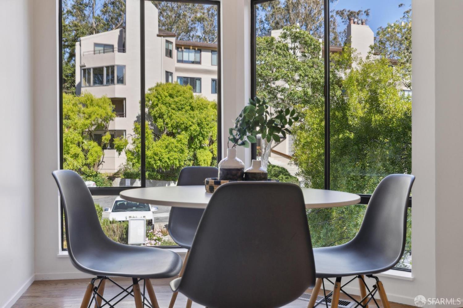 Detail Gallery Image 33 of 77 For 112 S Lake Merced Hls, San Francisco,  CA 94132 - 3 Beds | 2/1 Baths