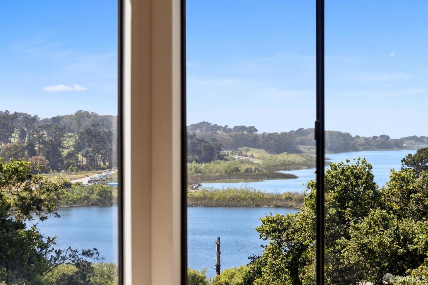 Detail Gallery Image 47 of 77 For 112 S Lake Merced Hls, San Francisco,  CA 94132 - 3 Beds | 2/1 Baths
