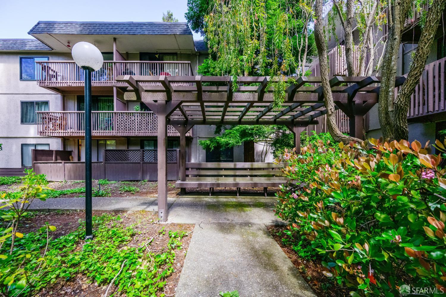Detail Gallery Image 37 of 93 For 6148 Shelter Creek Ln, San Bruno,  CA 94066 - 1 Beds | 1 Baths