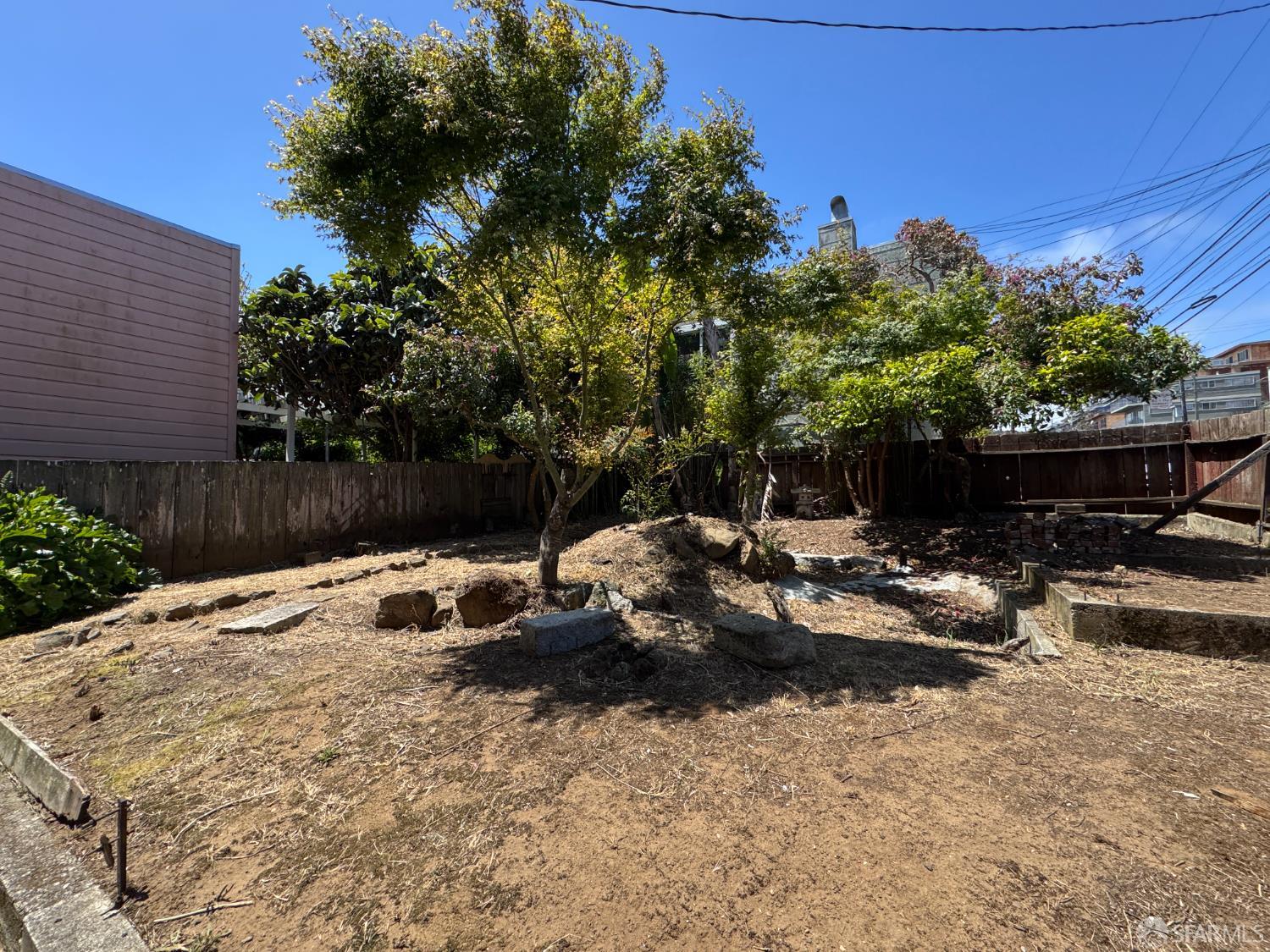 Detail Gallery Image 31 of 45 For 400 Holyoke St, San Francisco,  CA 94127 - 3 Beds | 2 Baths