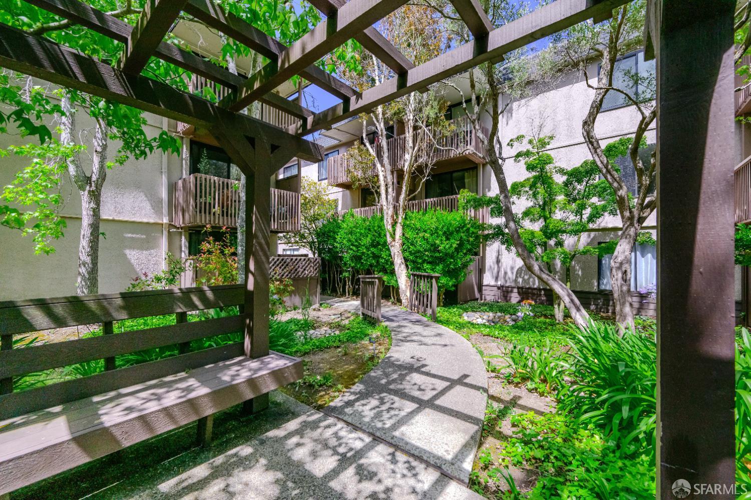 Detail Gallery Image 43 of 93 For 6148 Shelter Creek Ln, San Bruno,  CA 94066 - 1 Beds | 1 Baths