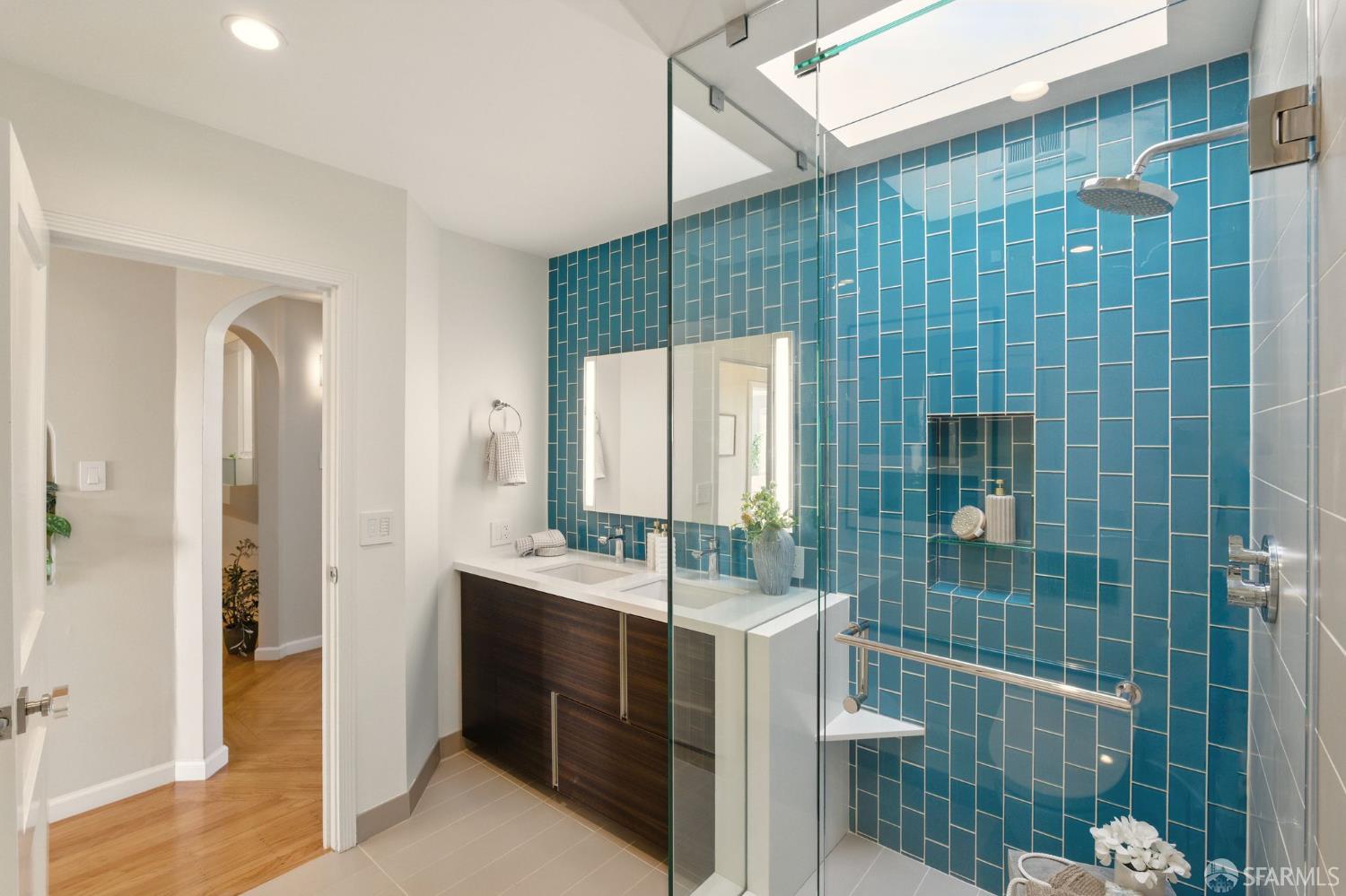 Detail Gallery Image 28 of 76 For 79 Meadowbrook Dr, San Francisco,  CA 94132 - 3 Beds | 2 Baths