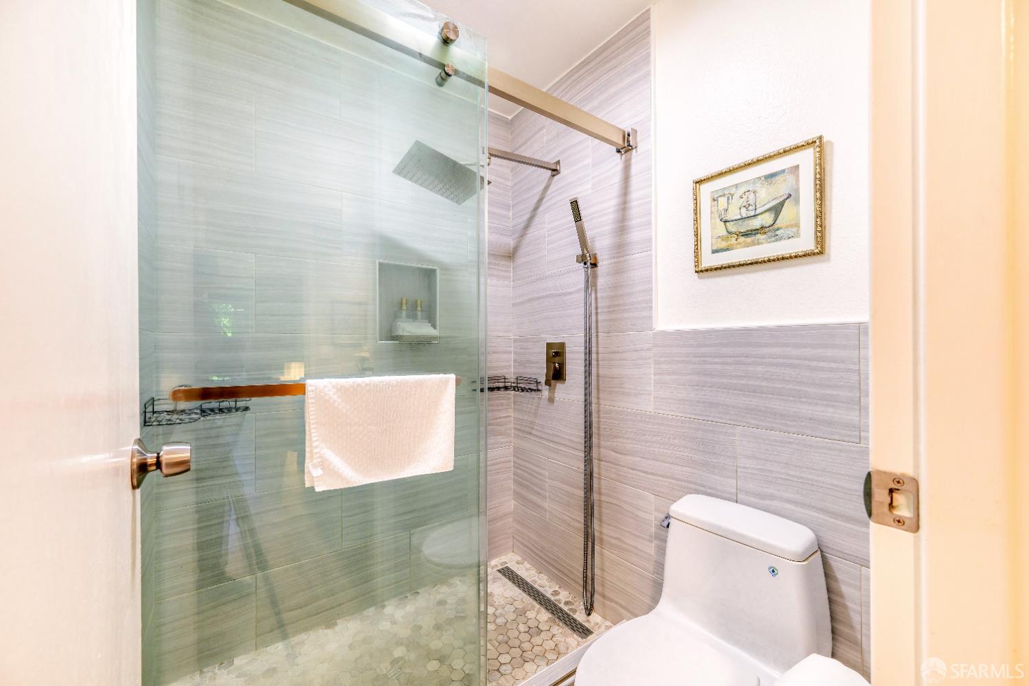 Detail Gallery Image 22 of 93 For 6148 Shelter Creek Ln, San Bruno,  CA 94066 - 1 Beds | 1 Baths