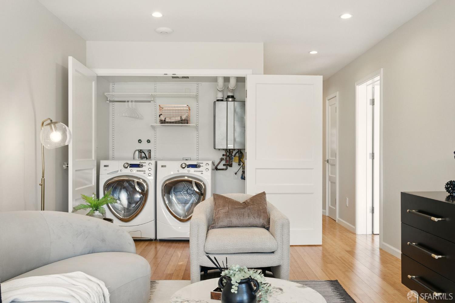 Detail Gallery Image 52 of 76 For 79 Meadowbrook Dr, San Francisco,  CA 94132 - 3 Beds | 2 Baths