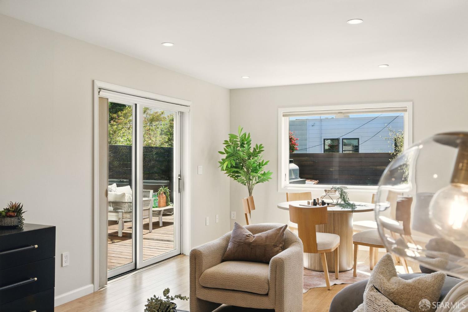 Detail Gallery Image 49 of 76 For 79 Meadowbrook Dr, San Francisco,  CA 94132 - 3 Beds | 2 Baths