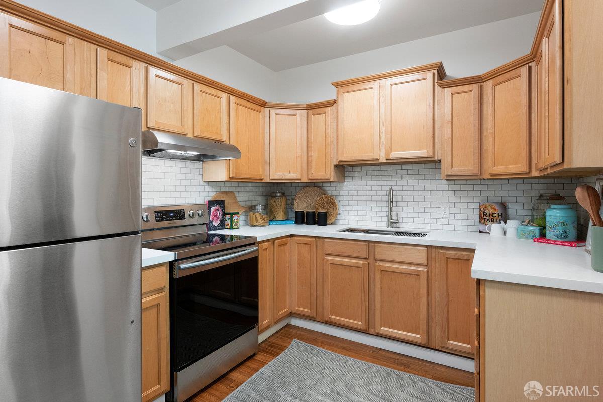 Detail Gallery Image 15 of 35 For 116 Lyon St #1,  San Francisco,  CA 94117 - 0 Beds | 1 Baths