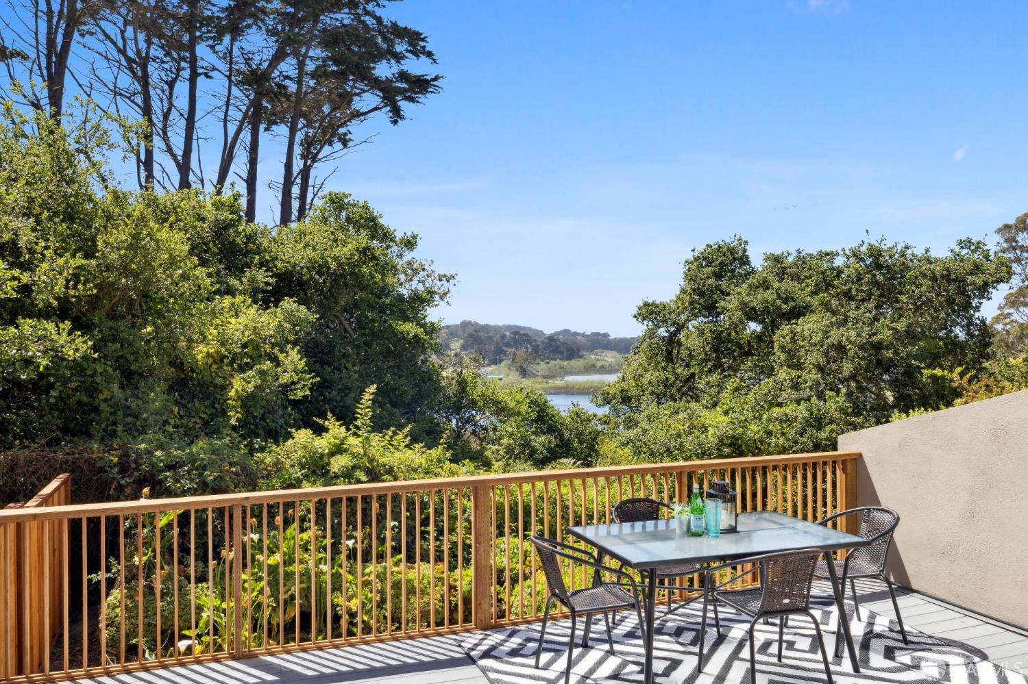 Detail Gallery Image 56 of 77 For 112 S Lake Merced Hls, San Francisco,  CA 94132 - 3 Beds | 2/1 Baths