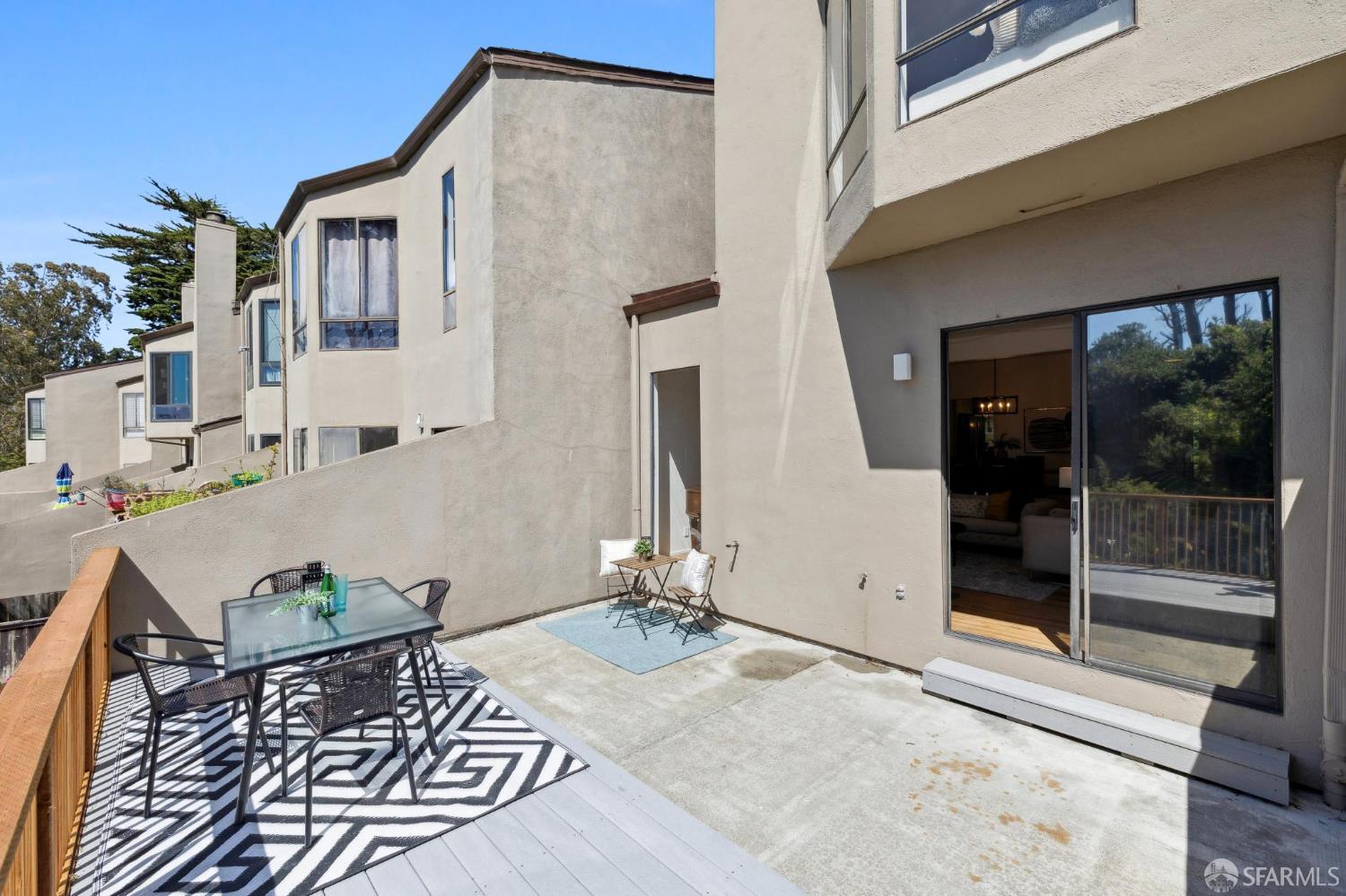 Detail Gallery Image 58 of 77 For 112 S Lake Merced Hls, San Francisco,  CA 94132 - 3 Beds | 2/1 Baths