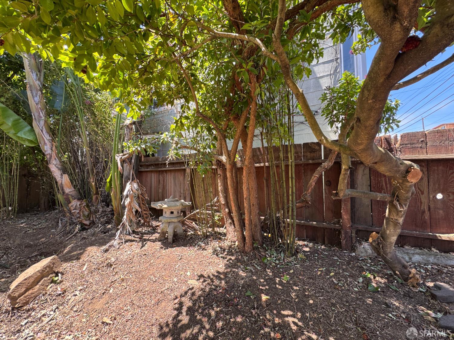 Detail Gallery Image 32 of 45 For 400 Holyoke St, San Francisco,  CA 94127 - 3 Beds | 2 Baths
