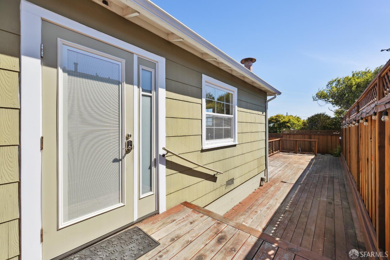 Detail Gallery Image 15 of 20 For 556 Cherry Ave, San Bruno,  CA 94066 - 2 Beds | 1 Baths